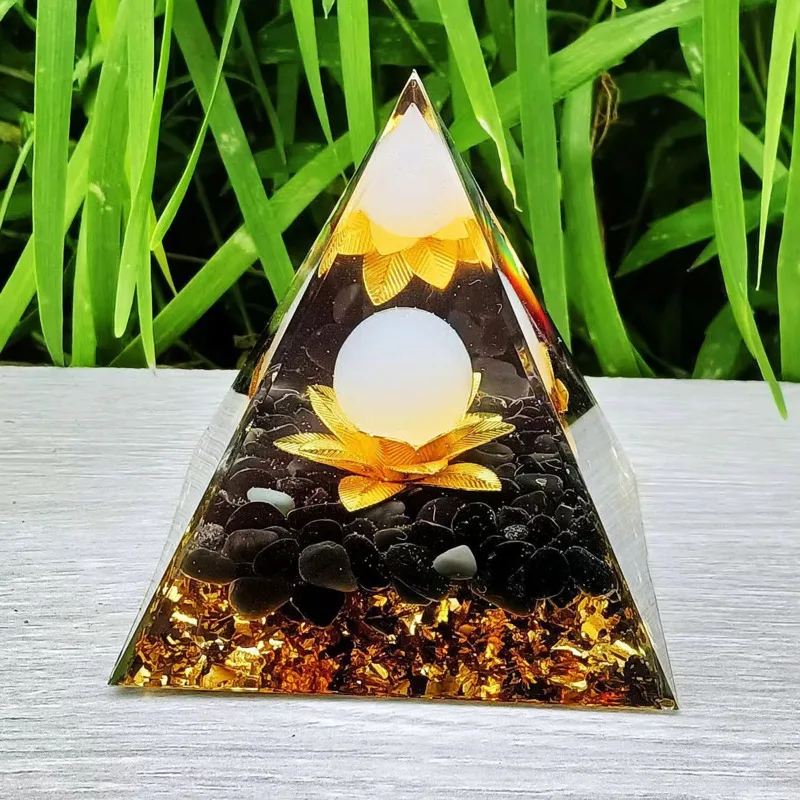 

Natural Stone Amethyst Crystal Ball Energy Generator Orgone Pyramid Reiki Healing Meditation Peridot Desk Home Ornaments Crafts