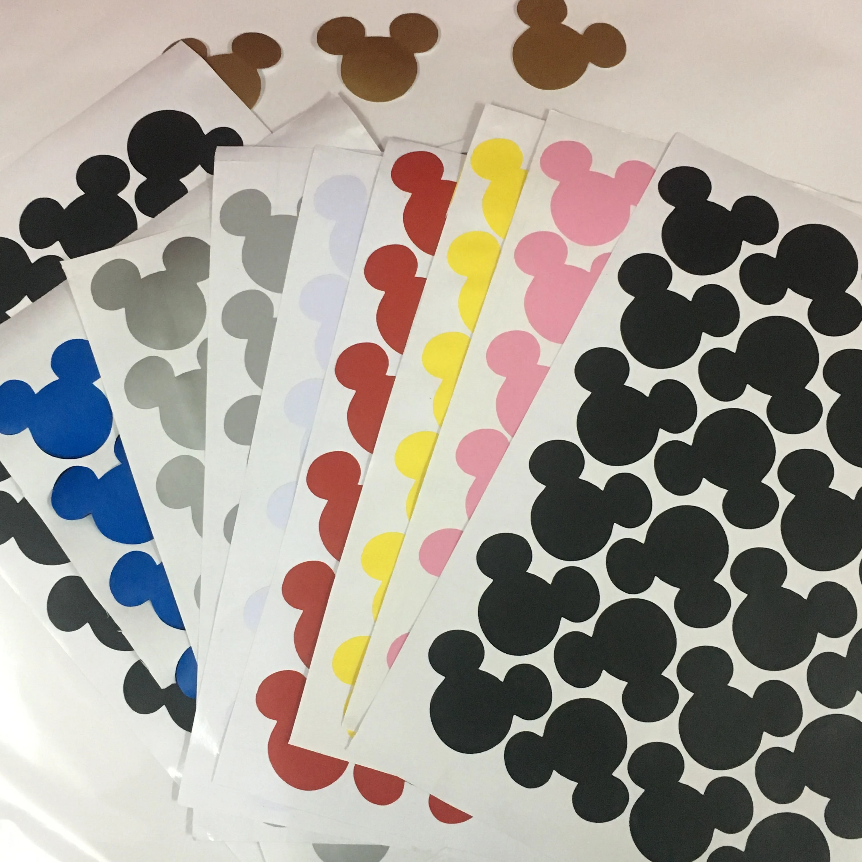 24pcs/set Cartoon Mouse Head Wall Stickers For Kids Baby Rooms Poster Kitchen Label Peel & Stick Removable Art Wall Decals
