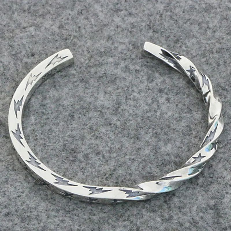 

Sterling Silver Asymmetric Five Point Star Bracelet Opening Personalized Male and Female trendsetter Bracelet Retro Thai Silver
