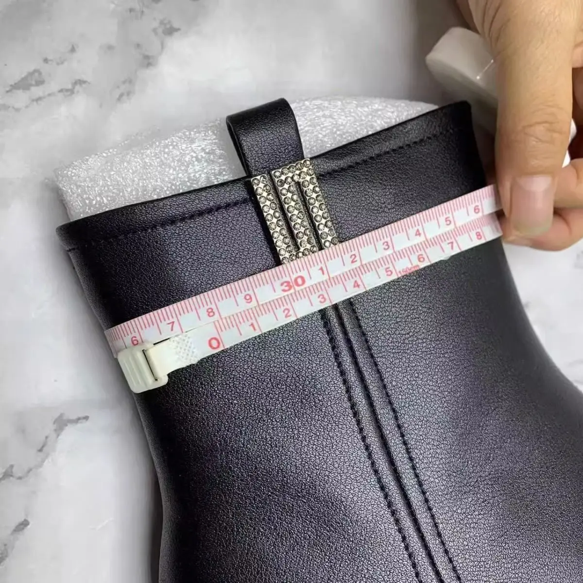 Vintage schwarze Lederstiefel Winter Frau 2025, Pelzstiefel, modische spitze Zehenschuhe, Damen-Reißverschluss, Plateaustiefel, weiblich – Detail 6