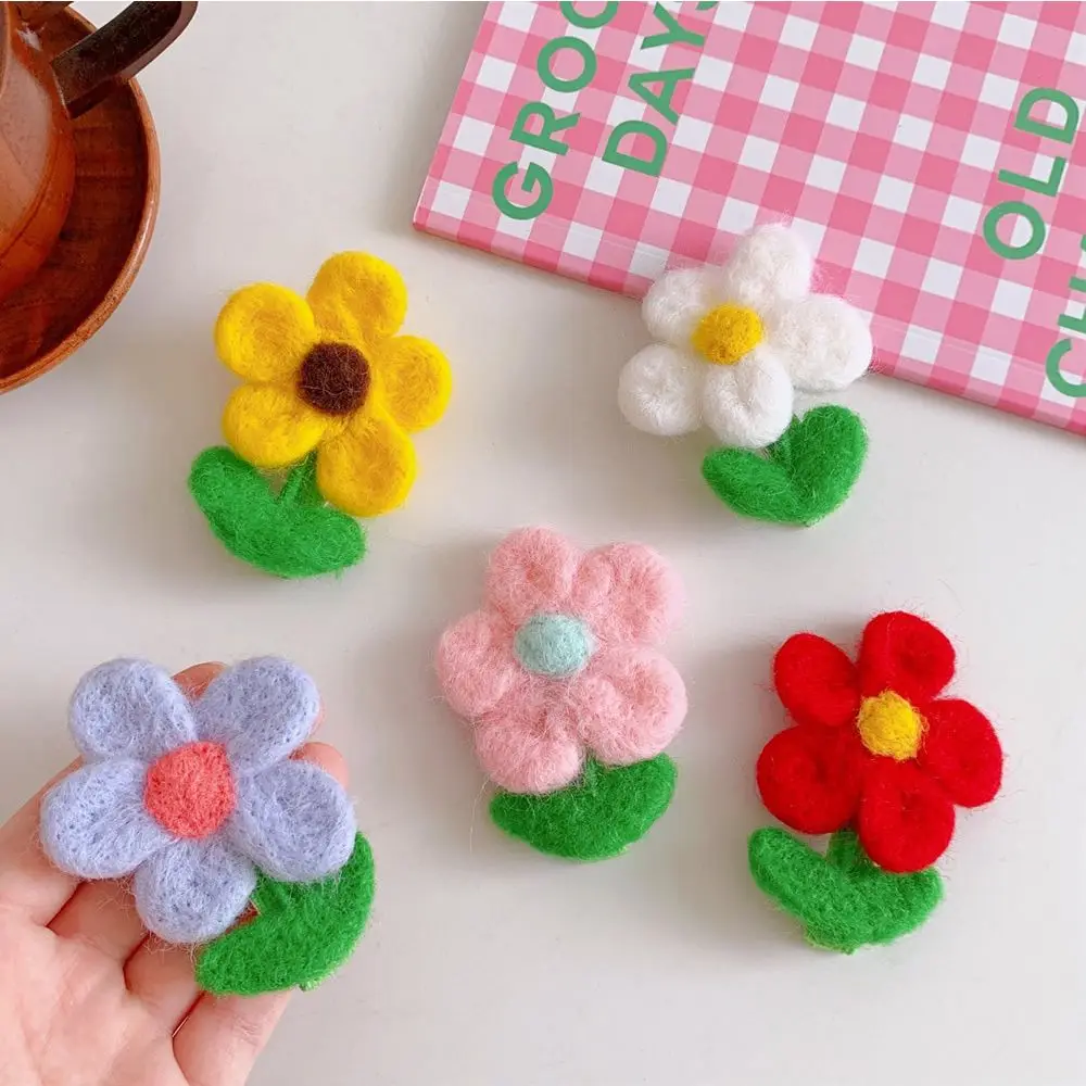 

Fashion Sweet Flower Alloy Candy Color Girls Wool Felt BB Clip Korean Style Barrettes Plush Women Hairpin