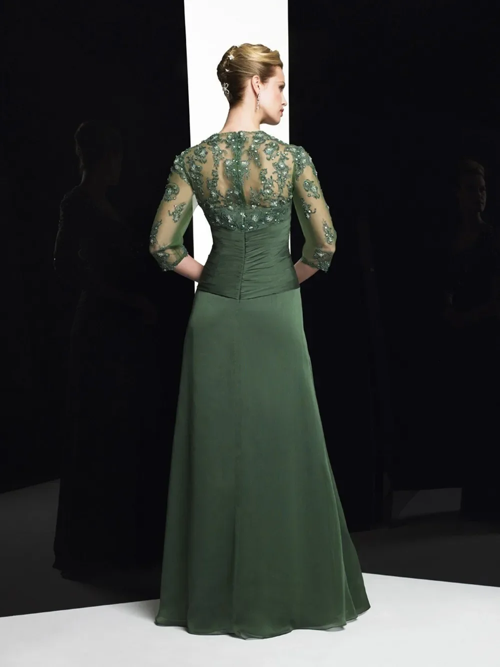 A-line Olive Green Mother Of The Bride Dress 3/4 Sleeve Plus Size Chiffon Applique Lace Beaded Ceremony Mother Evening Gown