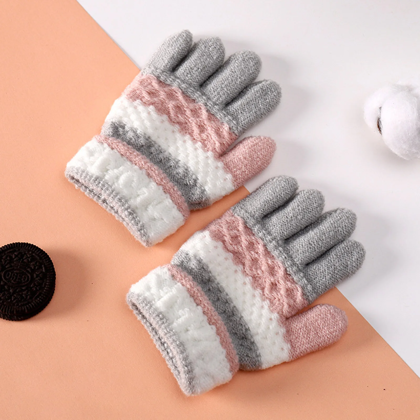 Kids Winter Gloves image 1