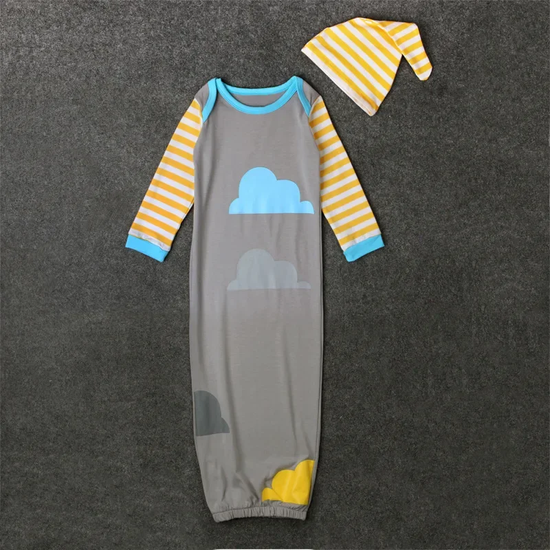 Unisex Children's Cloud Patterned Sleep Bag And Striped Cap Two-Piece Set Air Conditioned Anti-Kick Blanket for Baby Boys And Gi