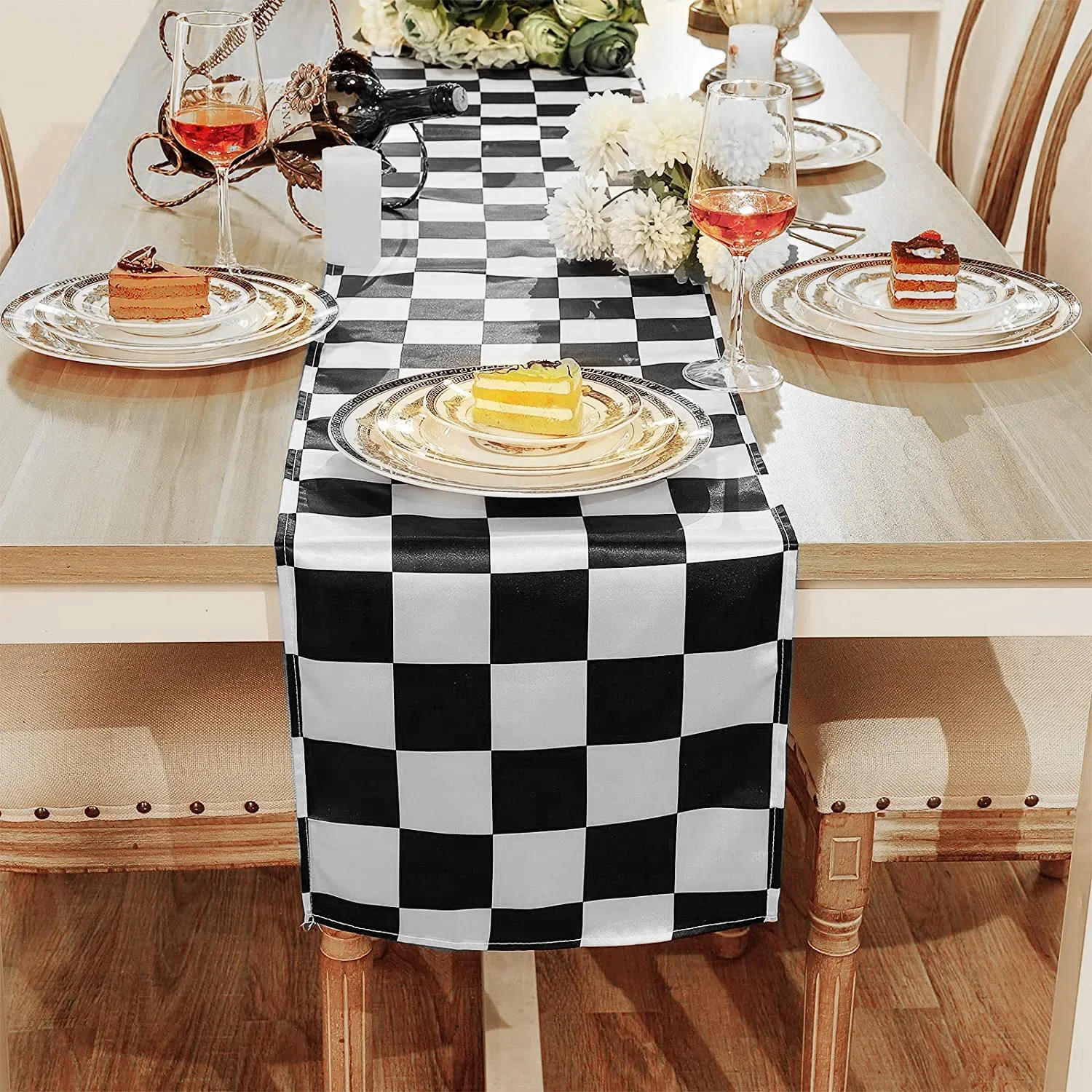 Classic Black White Checkered Table Runner Polyester Racing Theme Party Table Decor Soccer Goal Cup Wedding Table Runners 2