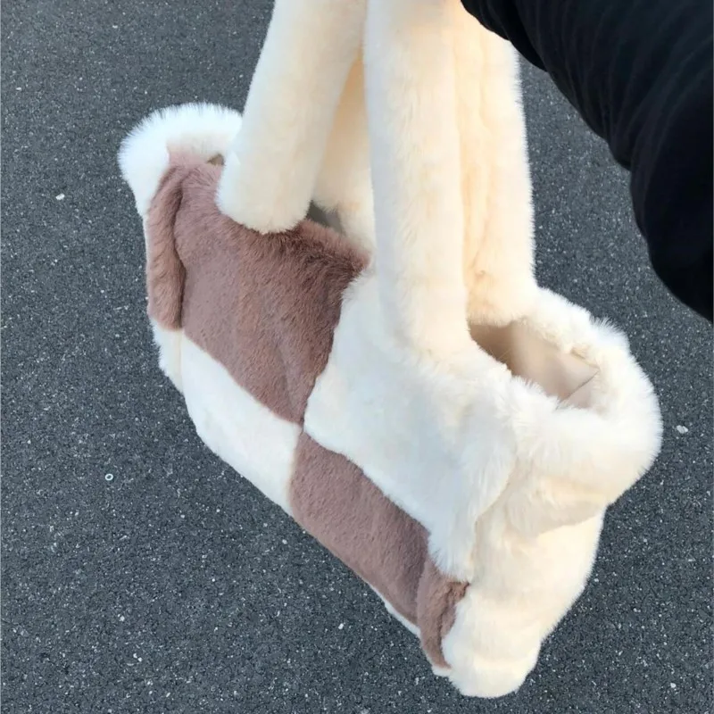 Sweet Cute Plush Tote Bag Women Color Block Soft Large Capacity Handbag Ladies Gentle Comfort Minimalist Versatile Underarm Bag