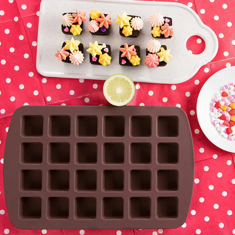 STAMPI IN SILICONE PER CIOCCOLATO