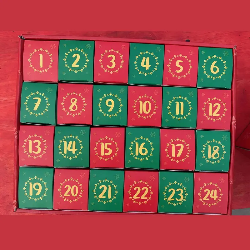 2025 크리스마스 카운트다운 부케 블록 24일 어드벤트 캘린더 서프라이즈 블라인드 박스 어린이 및 성인용 휴일 DIY 선물