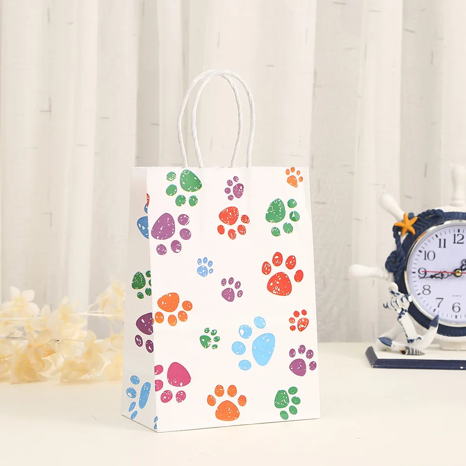 Sacchetti regalo per cani, confezione da 12 Sacchetti di caramelle per cuccioli Sacchetti di carta a tema per cani Sacchetti di caramelle per caramelle Bomboniere per cani con adesivi