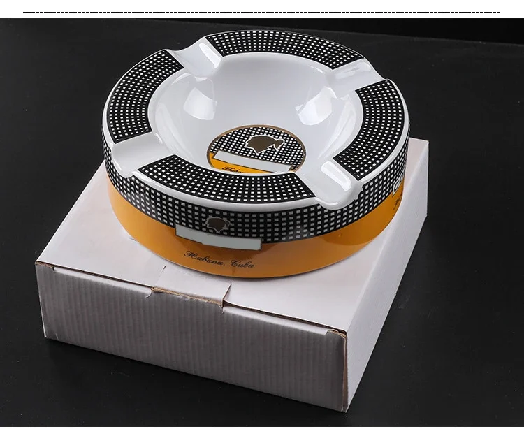 Ashtray High-definition Bone China Ceramic Round Cigar Ashtray for home 4 holders Smoking Ash Tray Cigars Accessories