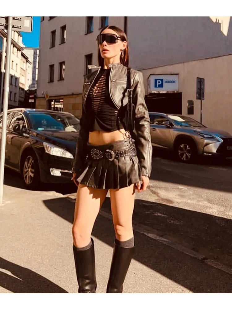 

Sexy Lady Super Fashion Pleated Black Pu Mini Skirts Girls 2023 Autumn Streetwear Adjustable Lanyard Waist Faux Leather Skirt