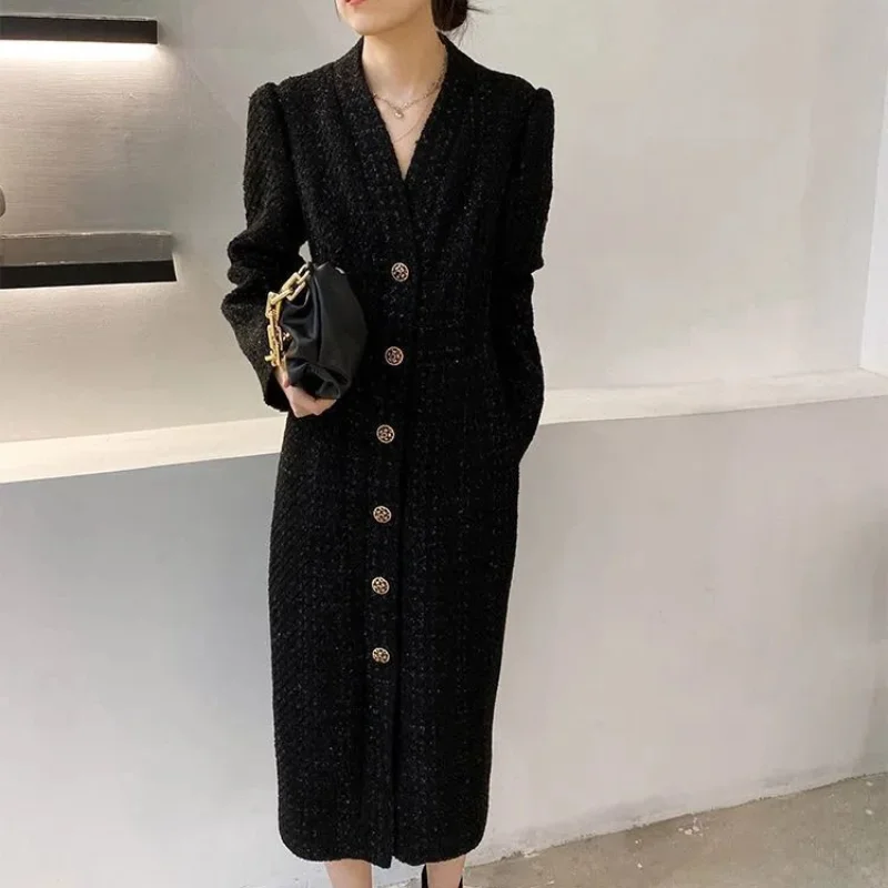 

Hepburn Style Solid Color Woolen Button Up Dress For Women's 2023 Autumn/winter New Socialite Style V-neck Slimming A-line Skirt