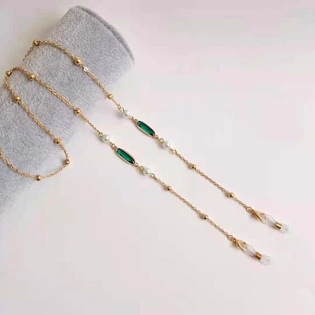 세련된 안경 액세서리로 스타일 업!