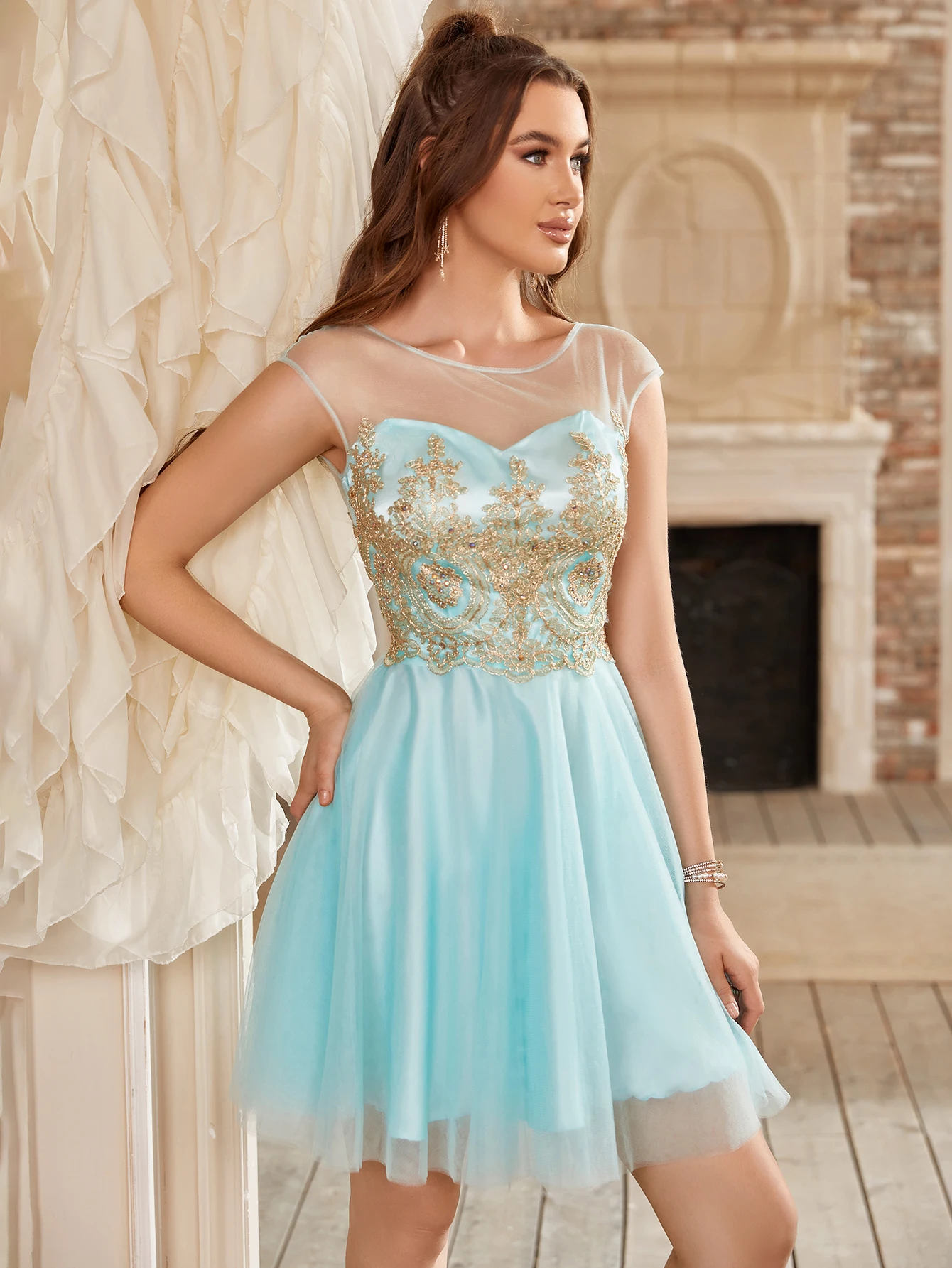 Mini Cocktail Dresses Applique Beading Sleeveless Homecoming Dress Elegant Formal Prom Evening Party Gown Robe De Soiree