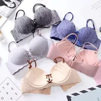 Soutien-gorge une pièce sans couture pour femmes, Lingerie Sexy, bonnet 3/4, sans fil, hauts réglables, Bralette intime 2
