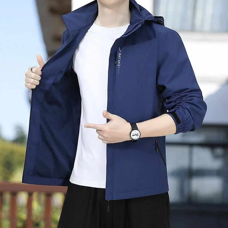 2023 New Spring Autumn men Outdoor Jacket Short Thin Windproof Overcoat Breathe Freely Loose Jacket Detachable Cap Outwear