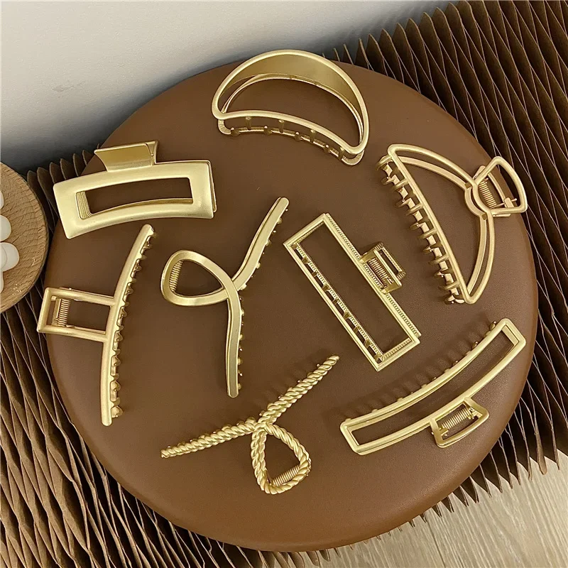 

Women's Large Geometric Gold Metal Hairpin Hairpin Simple Girl Hair Accessories Hairpin