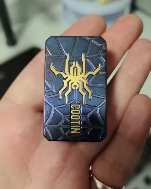 중고 EDC Black Widow Tinnitus zirc fidget 슬라이더 감압 장난감