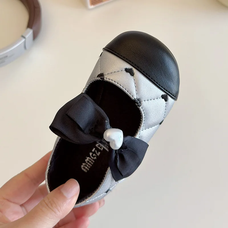 Baby Girl Shoes Nice Lattice Love Breathable First Walkers Soft Bottom Toddlers Garden Shoes Kids Girls PU Leather I01227