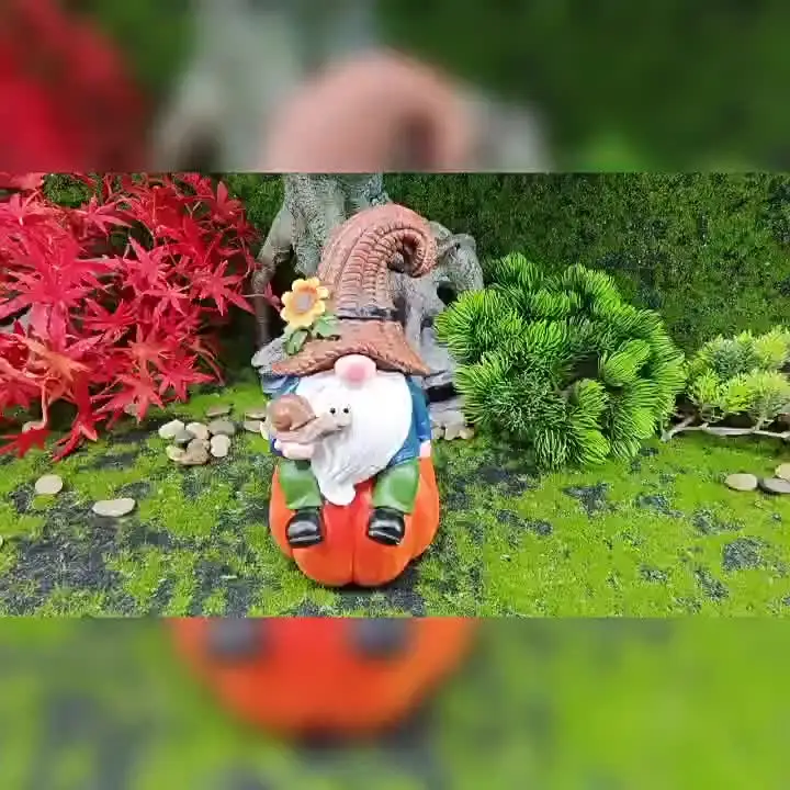 Statua Da Giardino Gnomo Con Mucca Delle Highlands In Resina | Decorazione Esterna 28 Cm | Regalo Originale