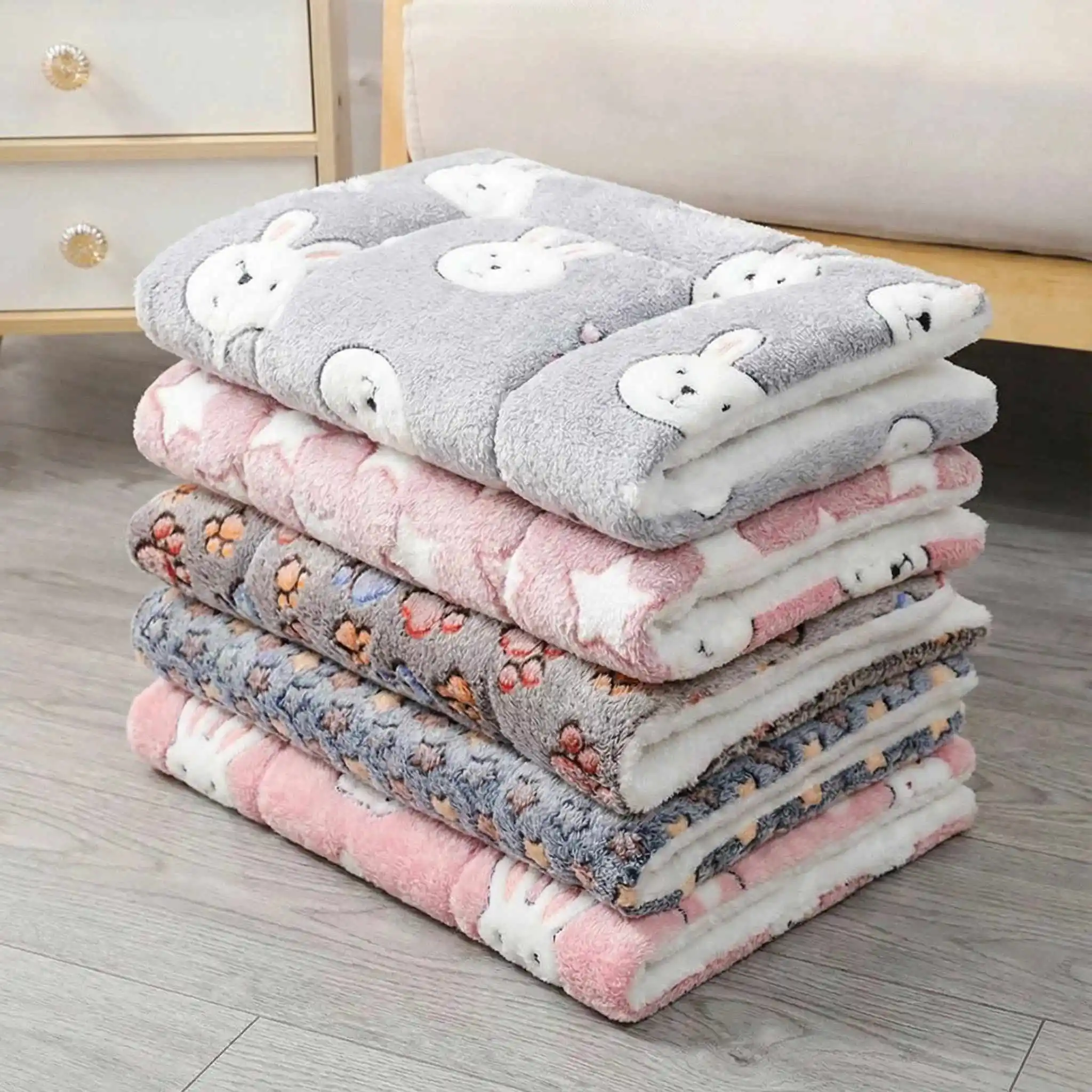 Plush Washable Pet Blanket Mat 2