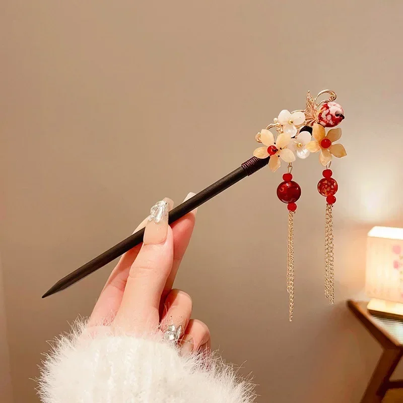 Charm metal hairpins retro antique tassel phoenix student pearl rhinestone butterfly hair stick jewelry wedding hair accessories