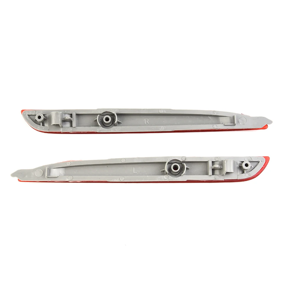 Pair Of Red Rear Bumper Reflectors For Mazda 3 BL (2009-2013) - Left & Right Side Direct Fit Replacement Lights