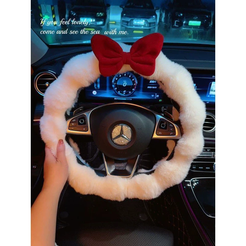 Nuovo fiocco coprivolante per auto peluche inverno caldo volante Qace Grip Cover antiscivolo protezione per volante accessori per auto - immagine 2