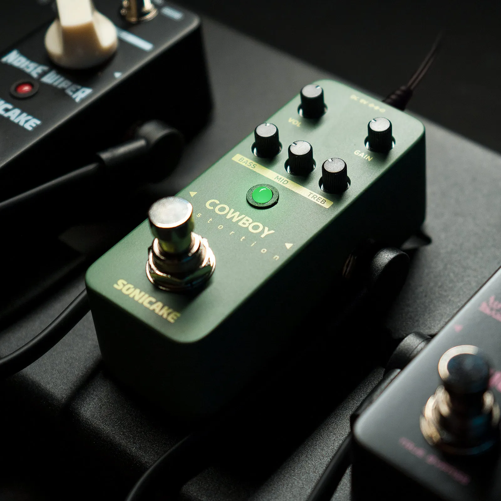 Cowboy Distortion High Gain Guitar Effects Pedal Two Modes Mid-frequency of The