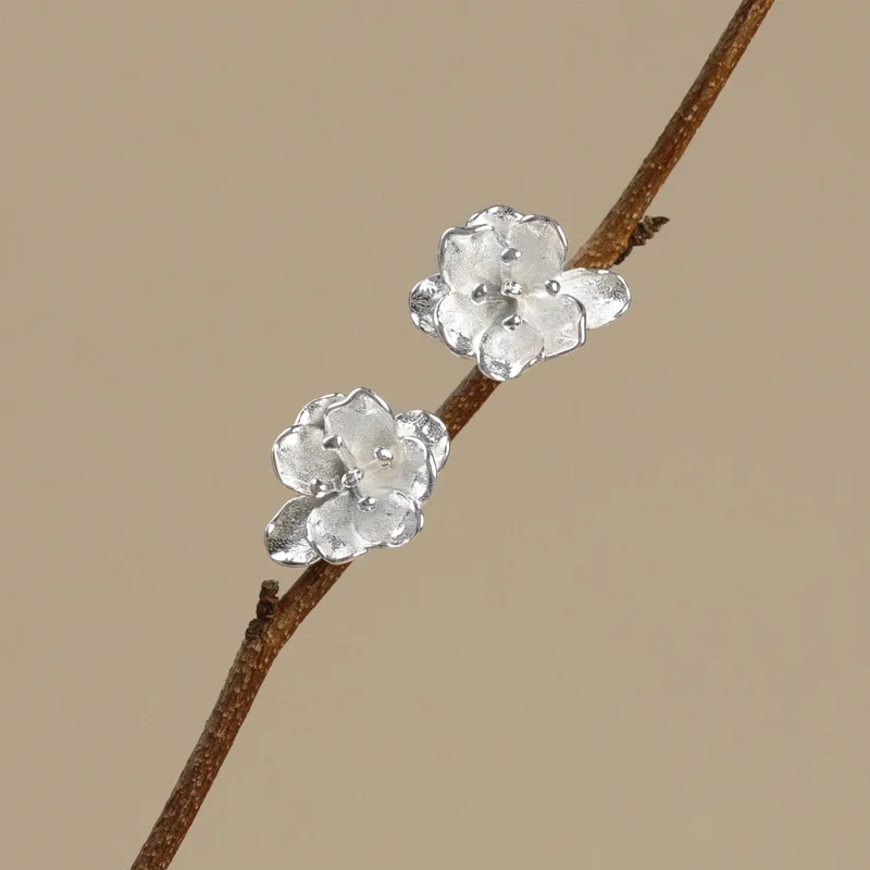 

Женские серьги из серебра 925 пробы, с оригинальным дизайном бегонии