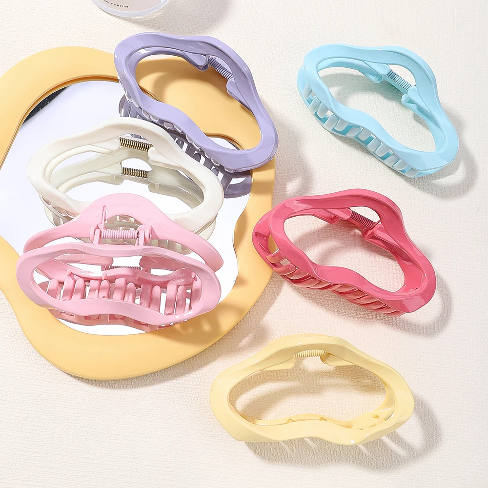 

1Pc 4.5inch Acrylic Hair Claws Clip Irregular Crab Hairpin Trendy Hairclip Hair Accessories for Woman Ladies Ponytail Headwear