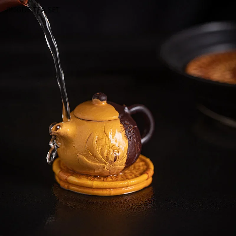 1PCS Resin Fingertip Tea Pet Retro Creative Chinese Water Color Changing Teapot Shape Tea Set Accessories Small Ornaments