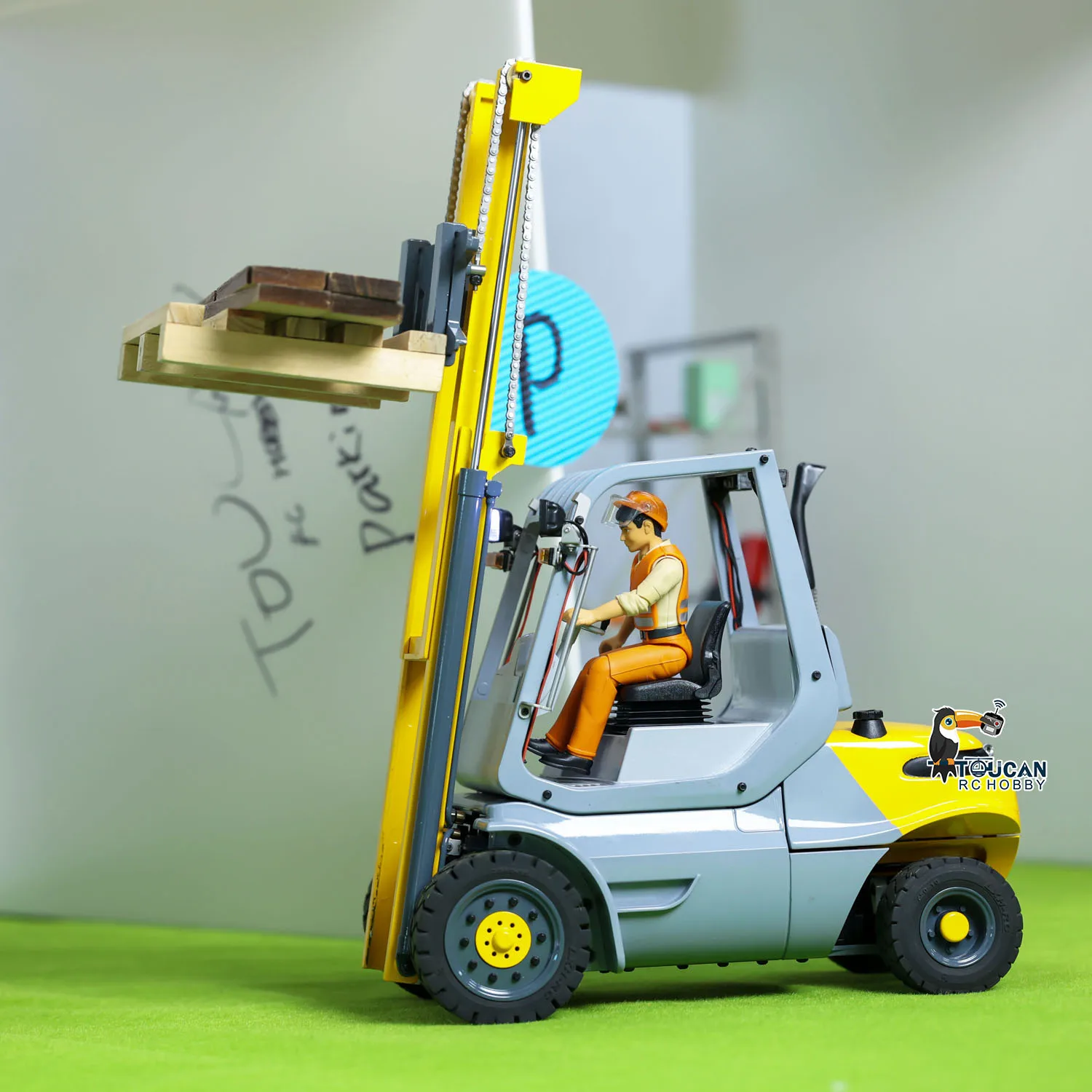 1/14 RC Hydraulic Forklift RTR Metal Wheeled Transfer Car Model Painted Assembled Toys TruckS Cars Vehicle with Light Sound Set 5