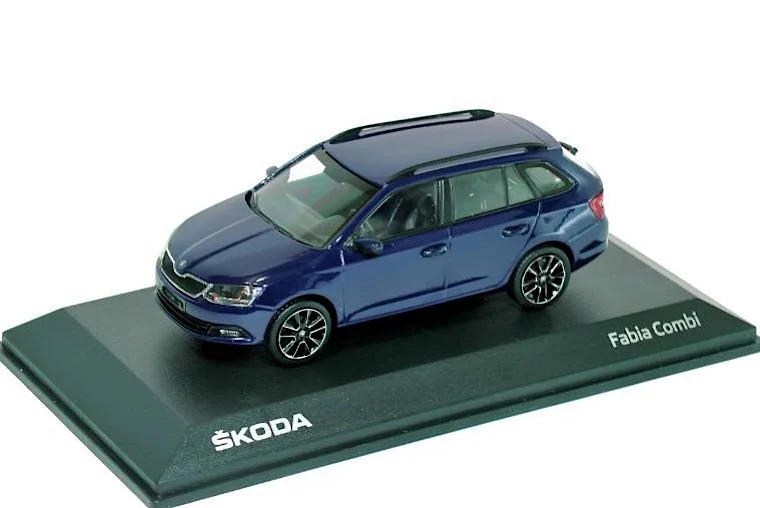 

Коллекционная металлическая Игрушечная модель автомобиля Iscale Skoda Fabia Combi 1:43