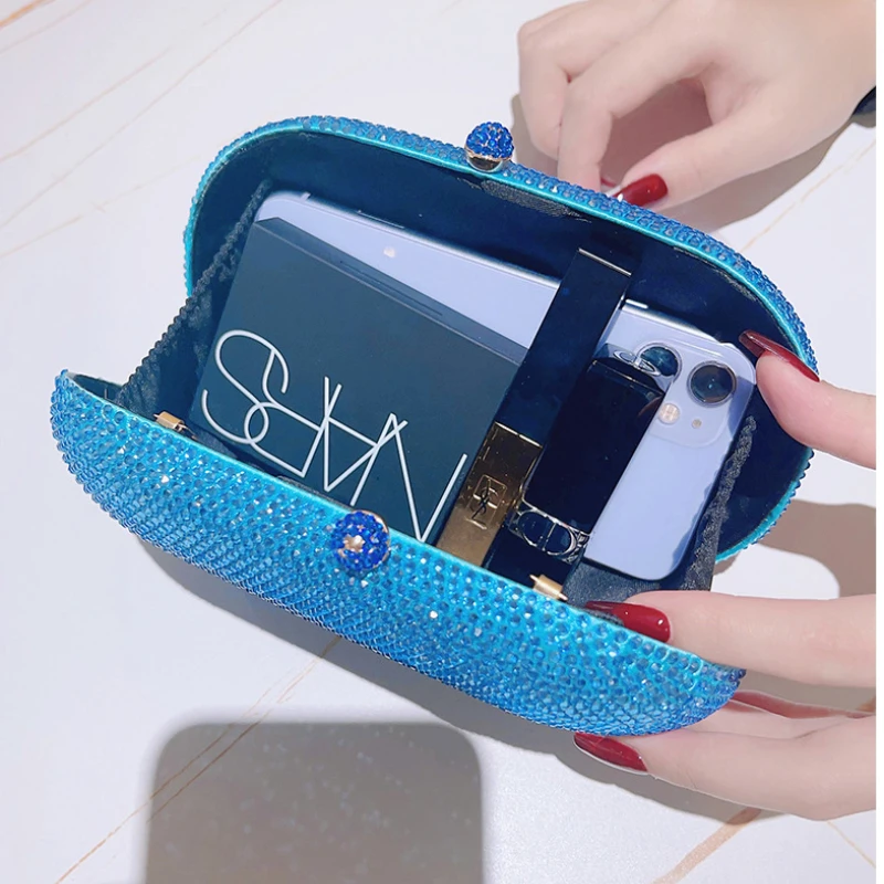 2023 New Banquet Bag Fashion High Quality Diamond Inlaid Women's Handheld Bag Business Banquet Women's Crossbody Chain Bag