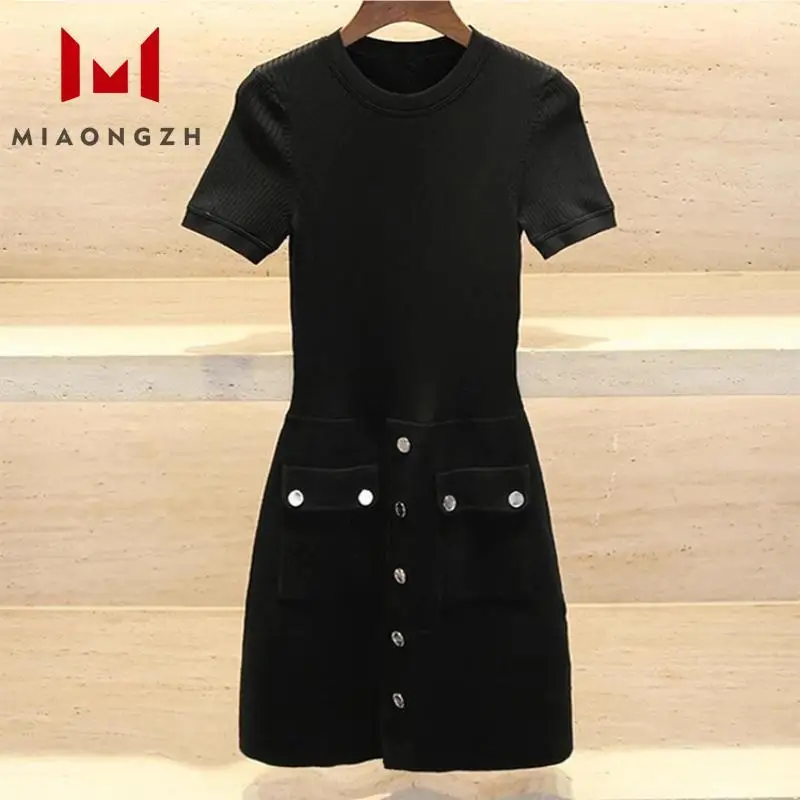 

Slimming Black Luxury Knitted Dress For Women O Neck Short Sleeve Metal Buttons 2024 New Summer Fashion Pullover Party Dresses