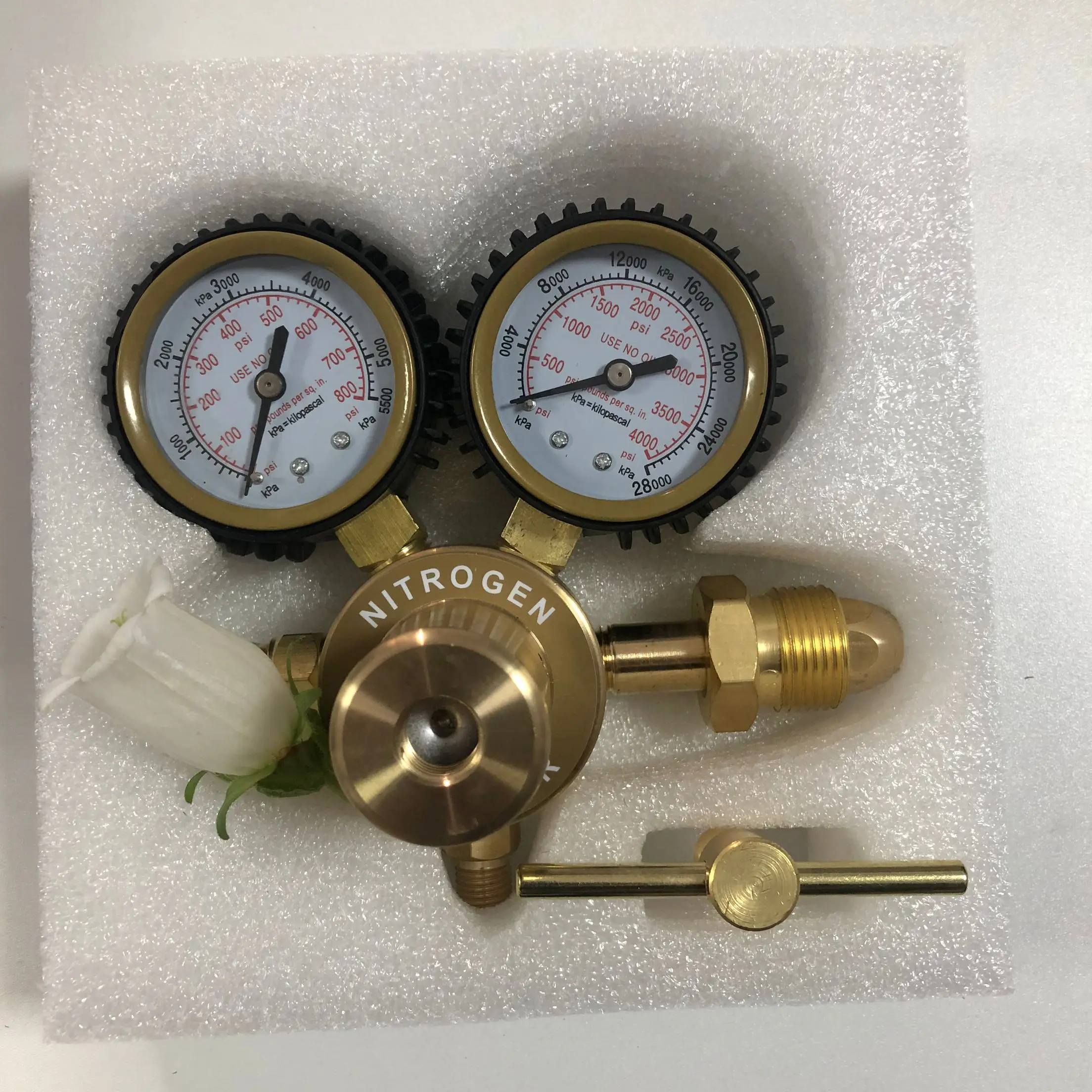 All Copper High-Pressure Nitrogen Pressure Reducer American Style High-Pressure Nitrogen Pressure Reducing Valve