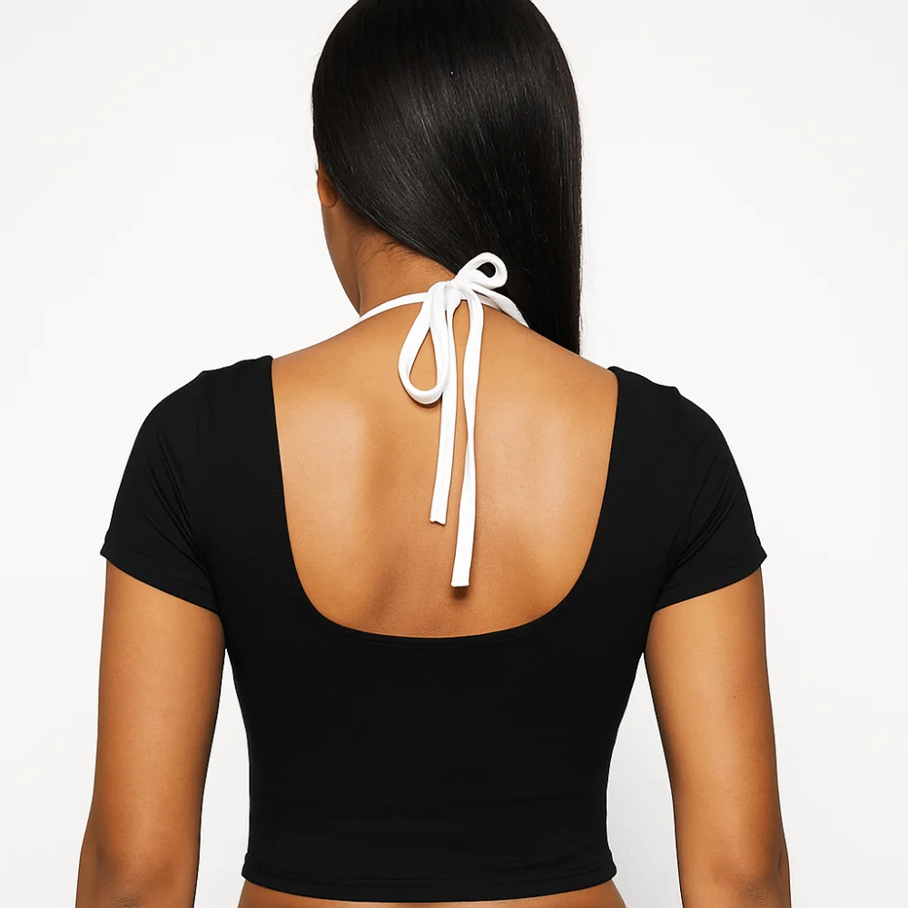 Description Picture 4 of itemIns Y2K Fake Two Pieces Top Spicy Girl Style Bottoming Shirt Slim Halter Crop Top Women Chic Short Sleeve T-shirts Streetwear