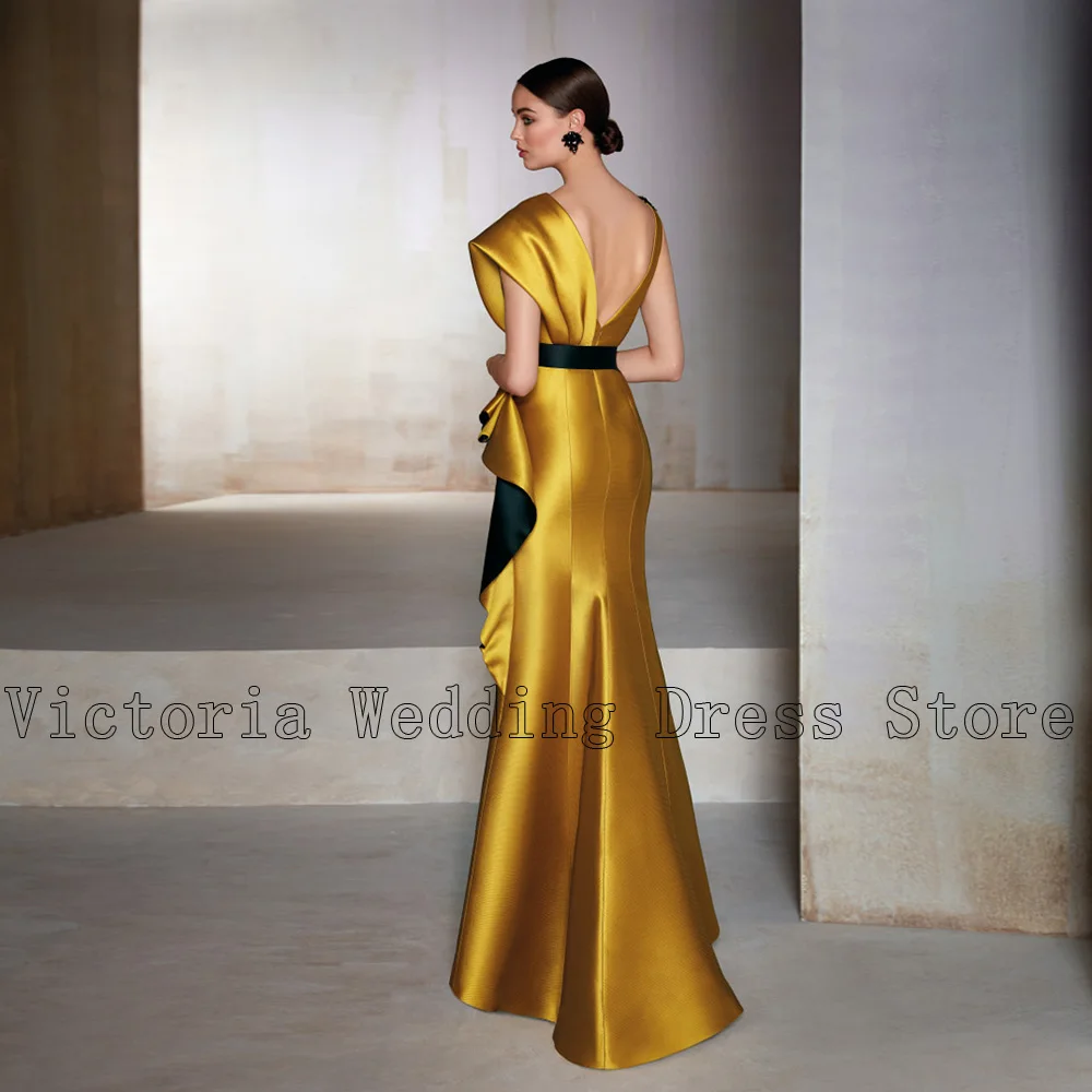 Gold Mermaid Mother of the Bride Dresses O Neck Short Sleeves Wedding Party Gowns Appliques Satin