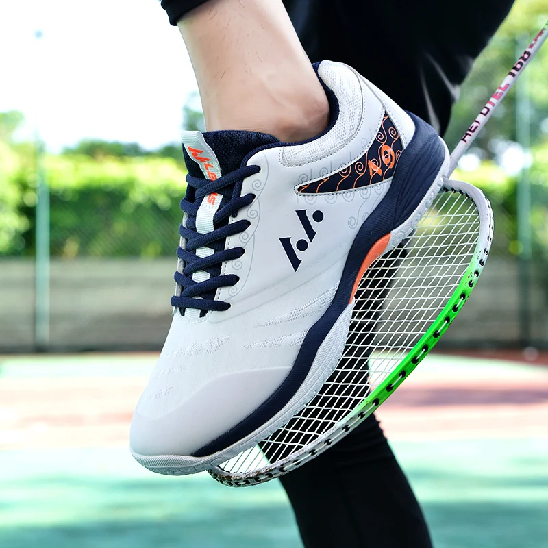 High Quality Badminton Shoes Men's Breathable Shock Absorbing Badminton Training Shoes Tennis Volleyball Boots