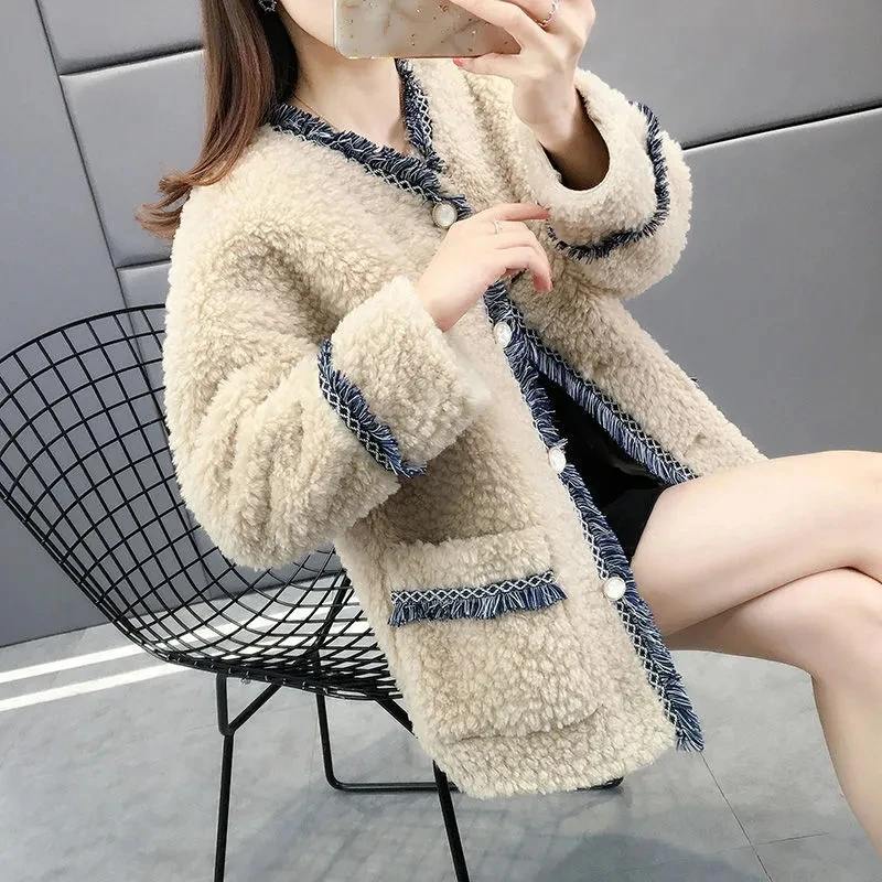 

Women Imitation Lamb Wool Coat Female Thickened and Velvet Overcoat Autumn/Winter New Warm Integration Of Fur Coats