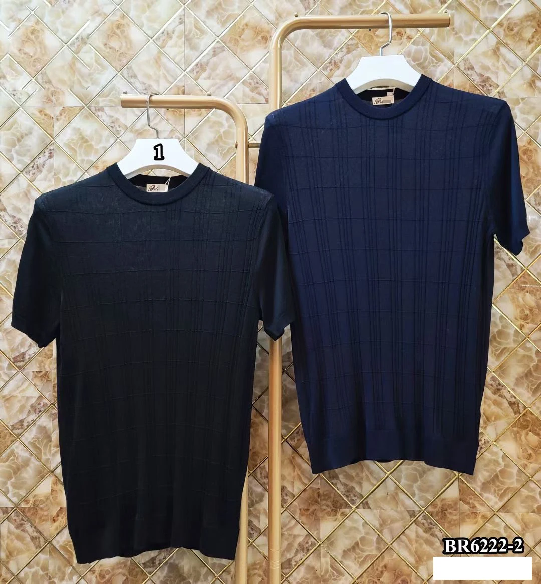 Рисунок 6 - Мужская шелковая рубашка с вышивкой