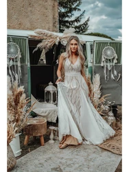 Hippe Country Lace Wedding Dress Sleeveless A-Line V-Neck Backless Bohemian Beach Bride Gown Fairy Romantic Robe De Mariee