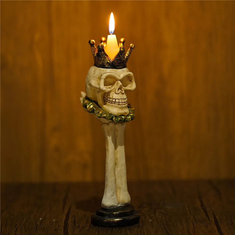 

Home Decor Abstract Pillar Skull Crown Candle Holder Modern Office Table Ornament Halloween Party Decorations Resin Candlestick