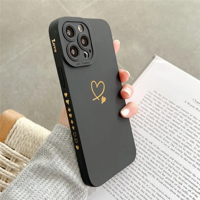 Cute Love Heart Shockproof Phone Case For iPhone: A Fashionable and Functional Accessory