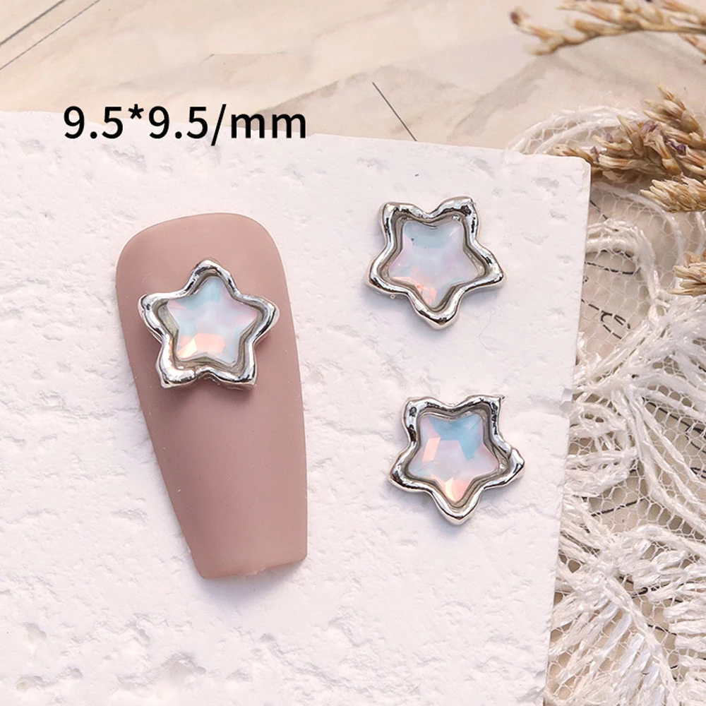 10Pcs 럭셔리 합금 러브 하트 스타 네일 아트 매력 3D 금속 가장자리 모카 컬러 네일 쥬얼리 장식 DIY 매니큐어 액세서리