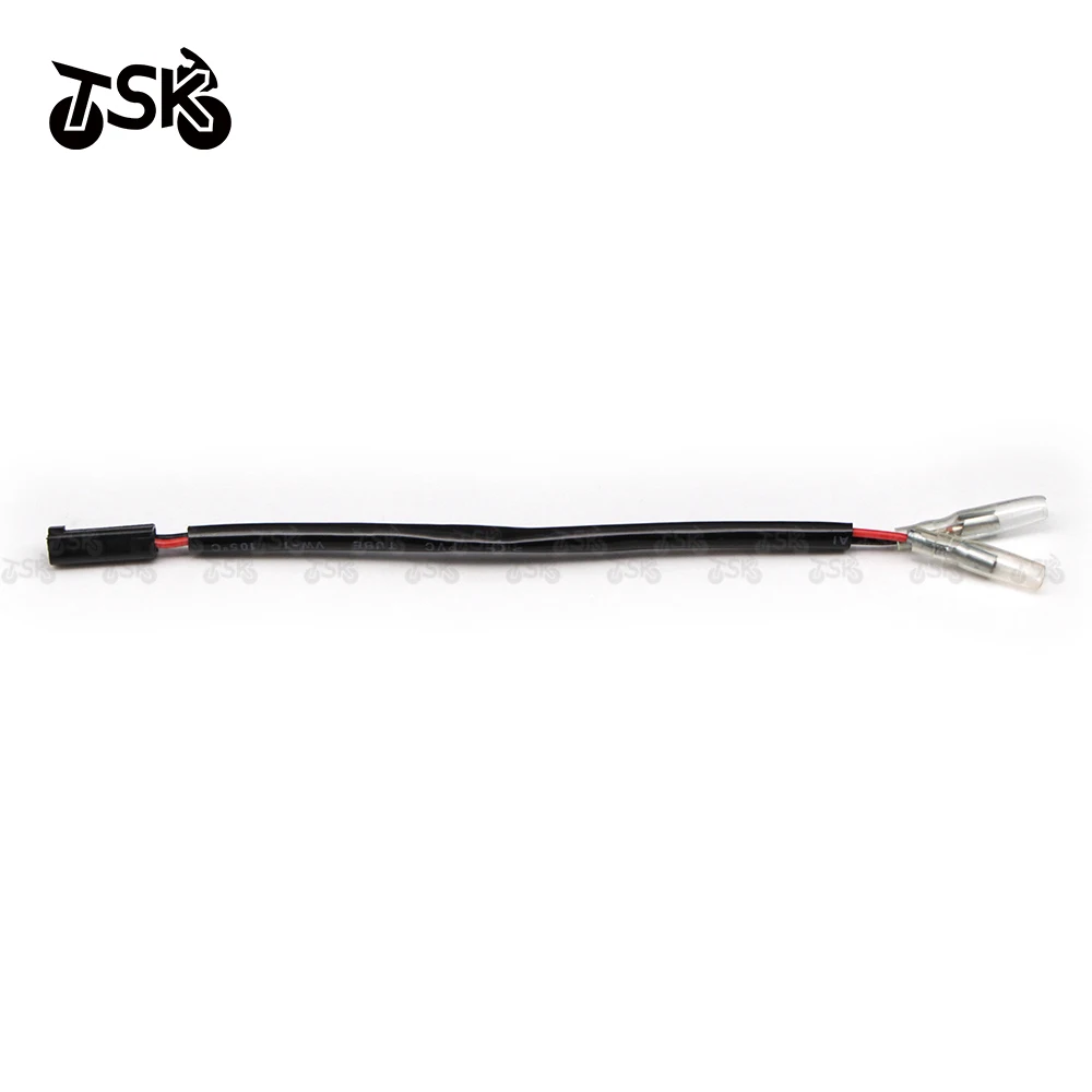 

Turn Signal Wire Adapters Indicator Cable Plug Connector For Suzuki V-Strom 650/1000/1050 Hayabusa Gsxr1300 Bandit 1250