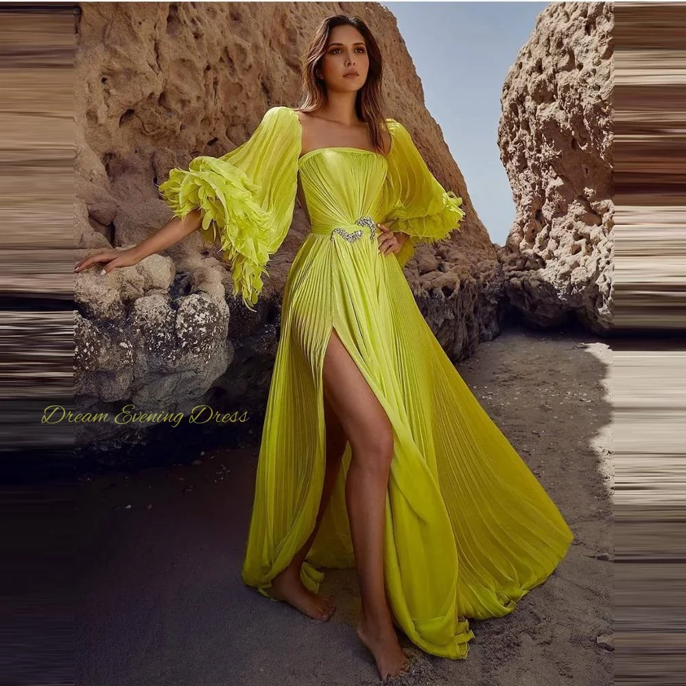 

Yellow Pleated A-line Evening Dresses Square Neck Perspective Feather Loose Sleeve Side Split Formal Prom Dresses For Women