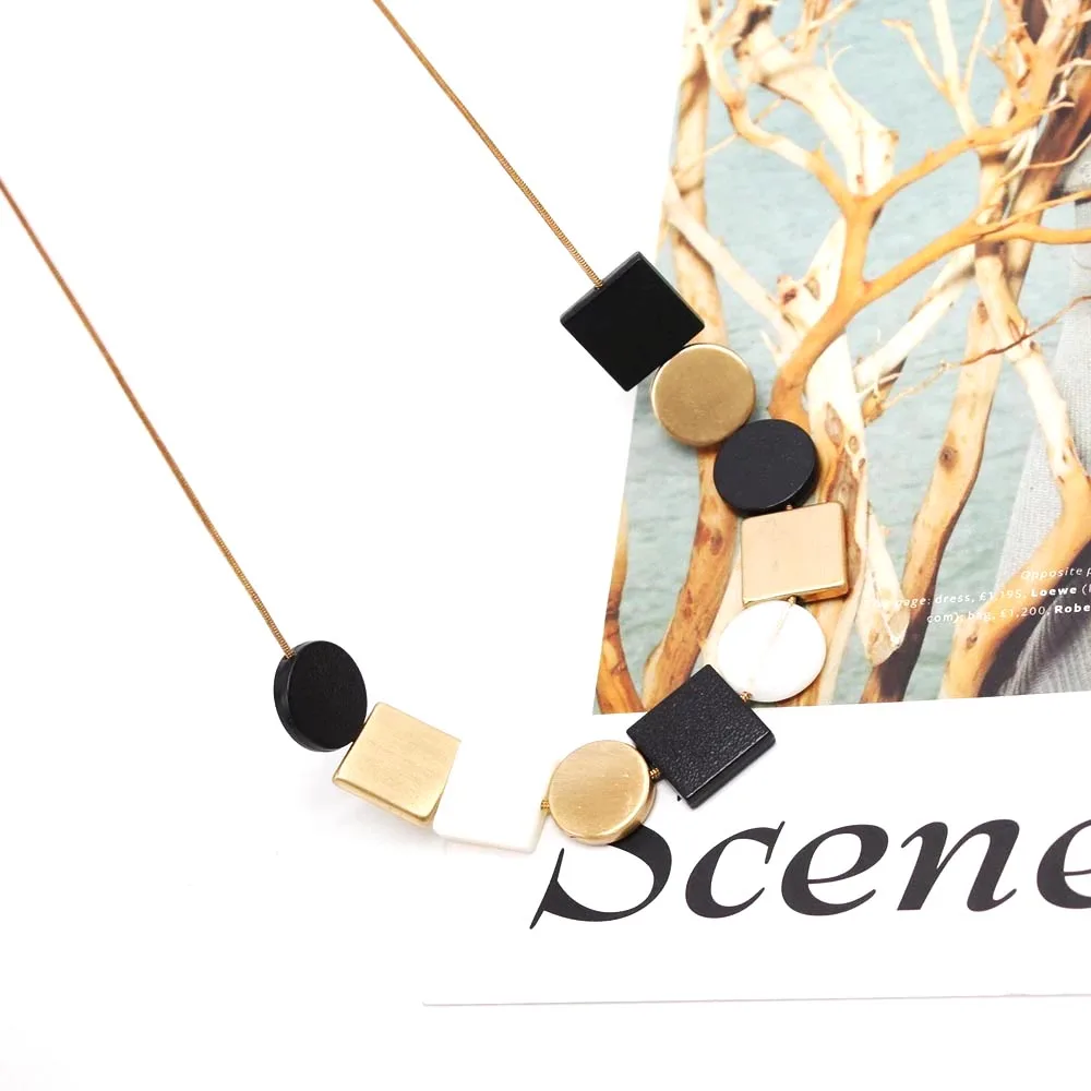 Модное черное ожерелье-чокер 2022 новый дизайн Золотое металлическое