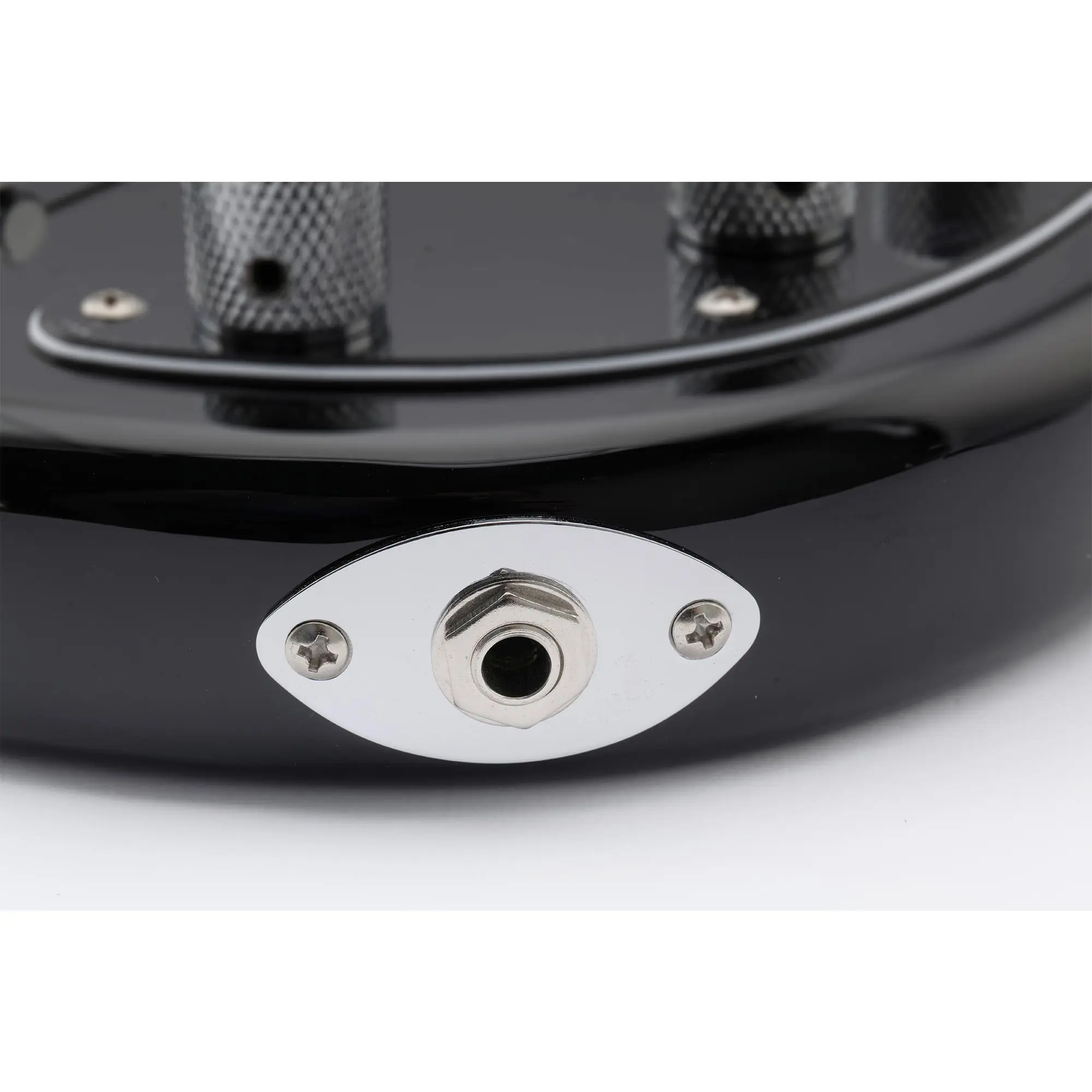 Musiclily Pro Steel gebogene ovale Klinkenplatte für E-Gitarren-Bass – Detail 9